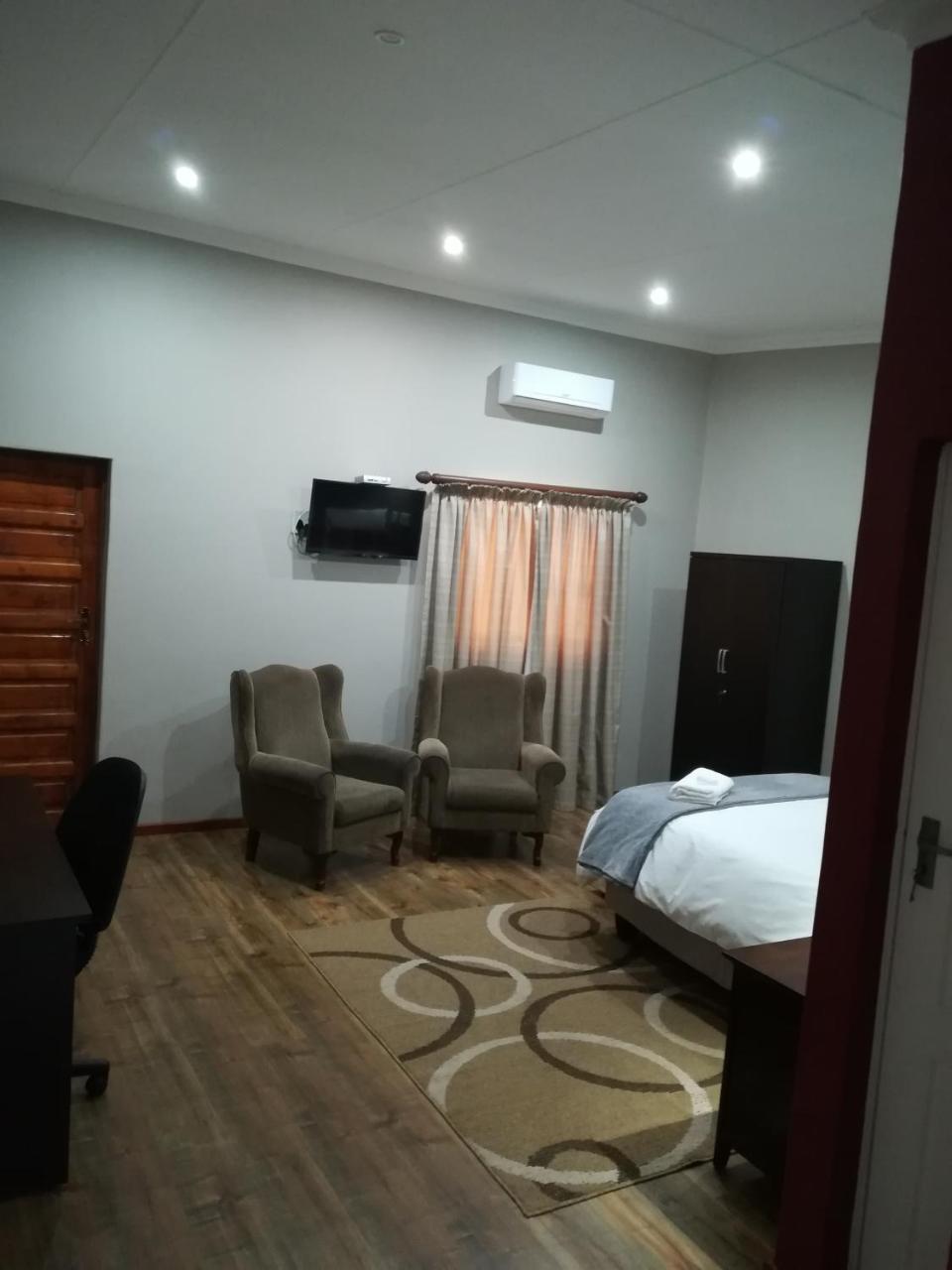 Tranquil House B&B @ 121 Berry St Queenstown Εξωτερικό φωτογραφία