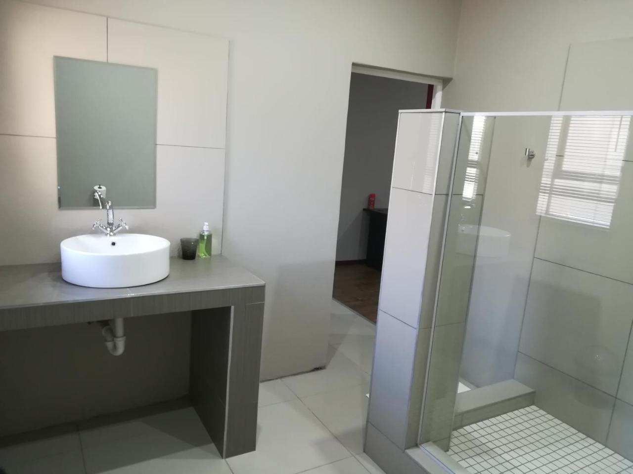 Tranquil House B&B @ 121 Berry St Queenstown Εξωτερικό φωτογραφία
